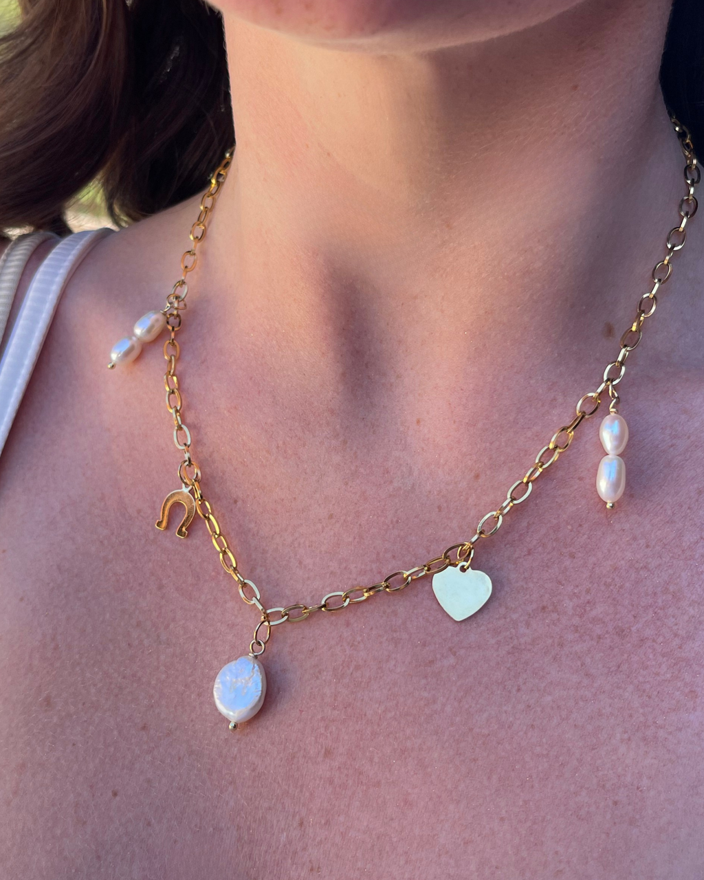 Collana Amulea