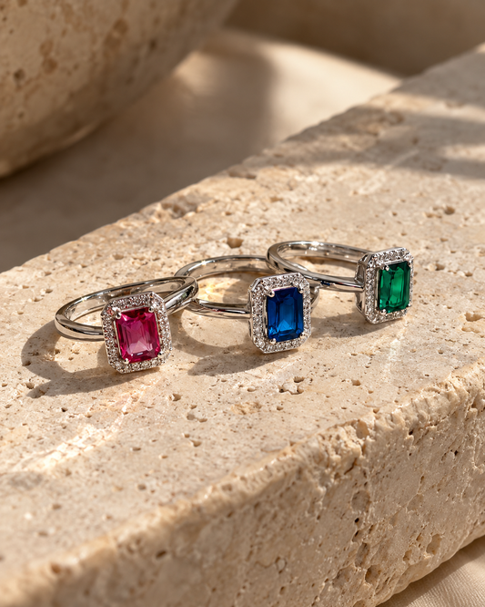 Anello rettangolare con zirconi