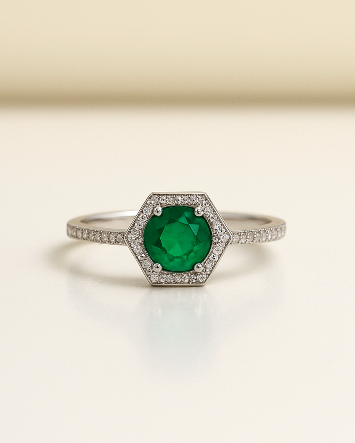 ANELLO AURA TAGLIO ESAGONALE